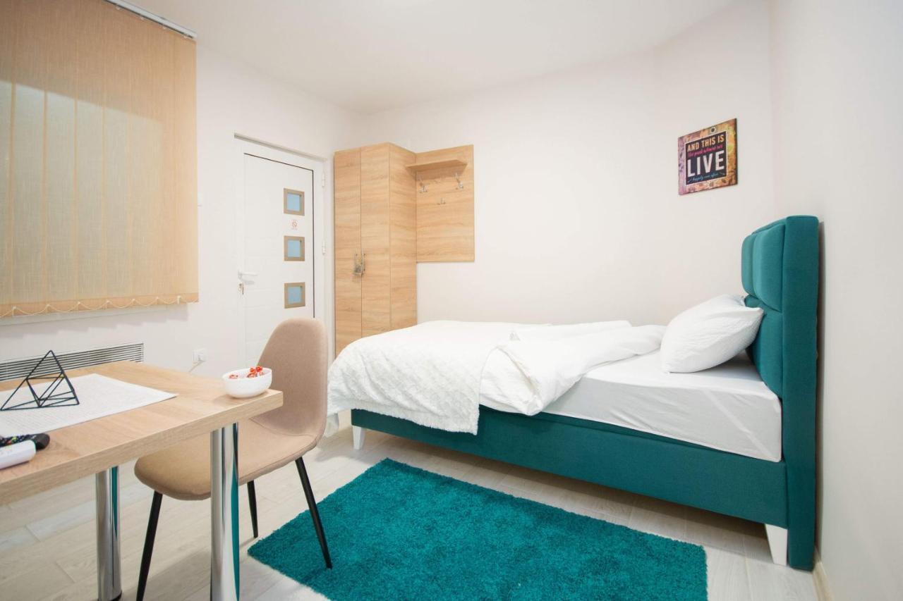 Cvetni Trg Hotel Beograd Bagian luar foto