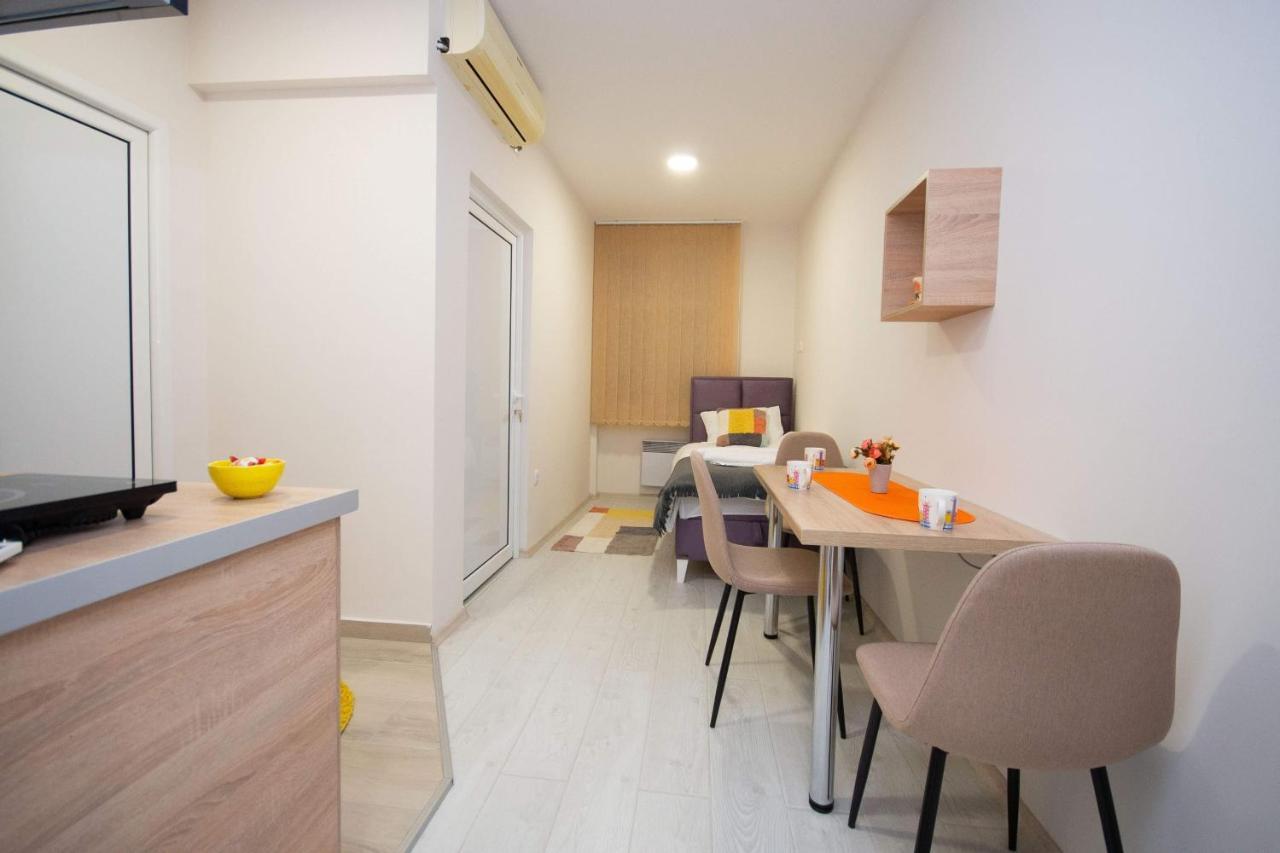 Cvetni Trg Hotel Beograd Bagian luar foto