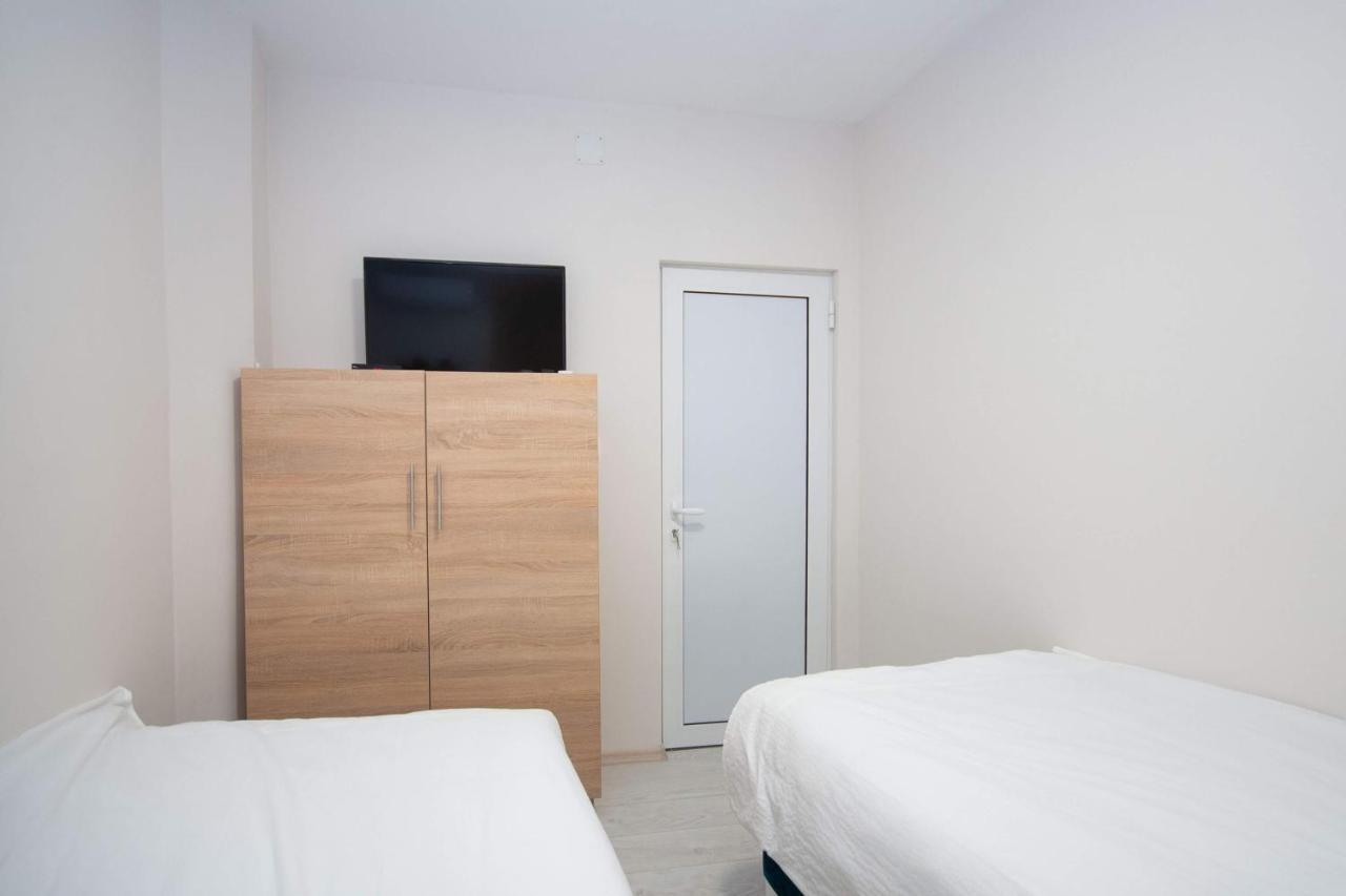 Cvetni Trg Hotel Beograd Bagian luar foto