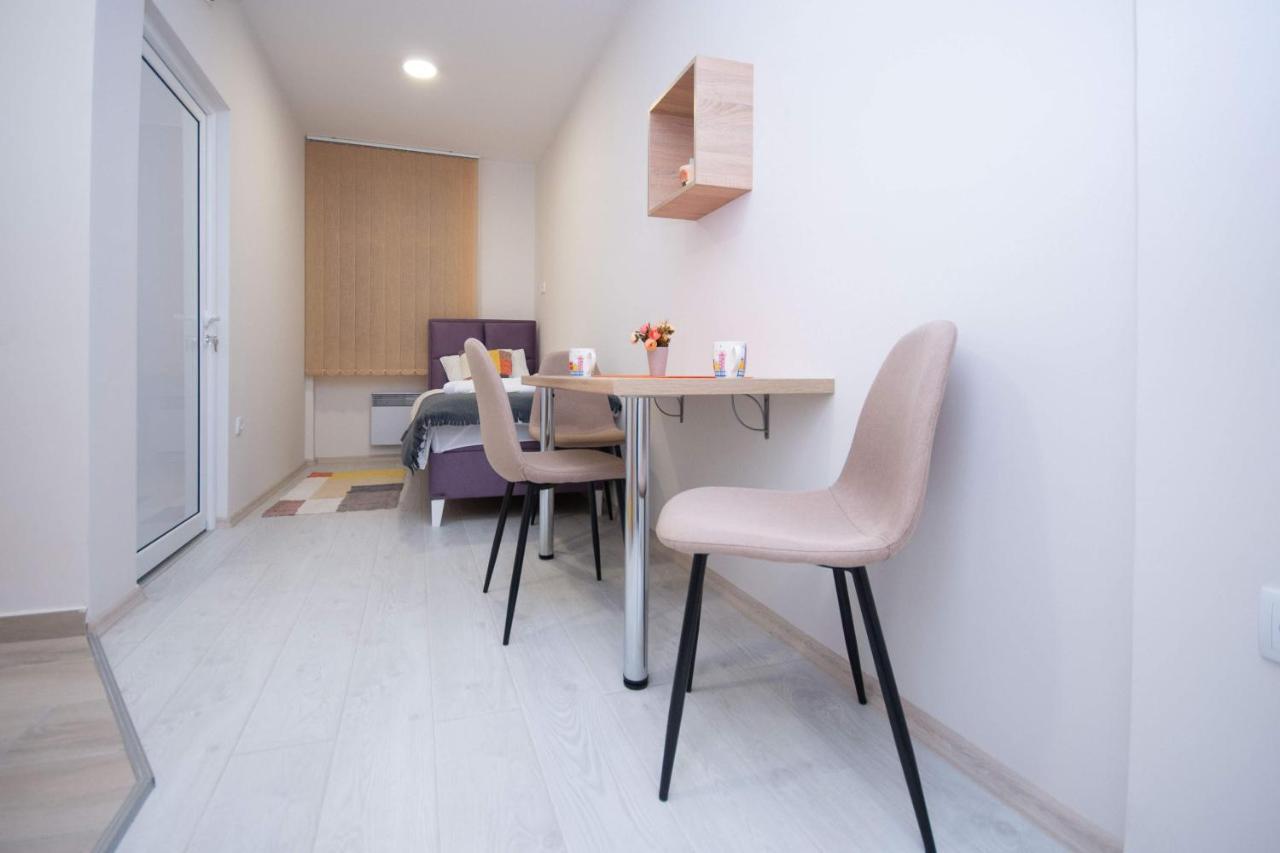 Cvetni Trg Hotel Beograd Bagian luar foto