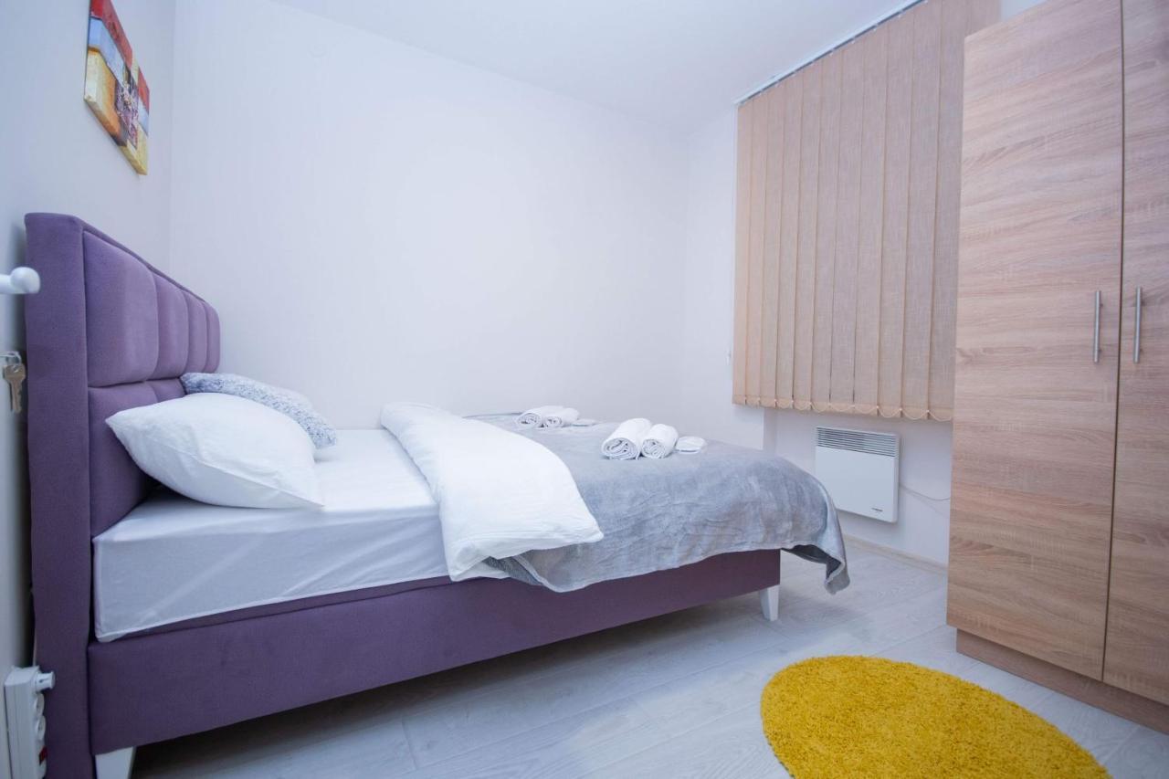 Cvetni Trg Hotel Beograd Bagian luar foto
